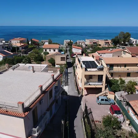 I Piani Apartment Trabia