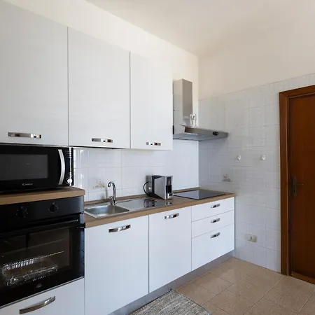 Apartament I Piani